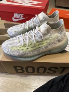 YEEZY BOOST 380 Alien Blueのサムネイル