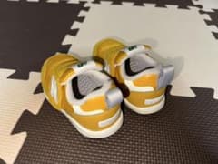 ニューバランス　子供用靴　naさん専用のサムネイル