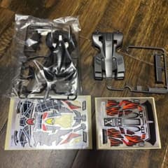 ミニ四駆 プラボディ　ビークスパイダー　トライダガーＸ　シール付のサムネイル