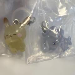 ポケピース めじるしガチャマスコット ピカチュウ・ニャスパーのサムネイル