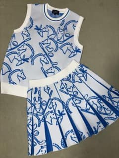 （超美品）パーリーゲイツ、線画馬柄シリーズ、ニット素材、セットアップ、サイズ0 超美品）パーリーゲイツ、線画馬柄シリーズ、ニット素材、セットアップ
