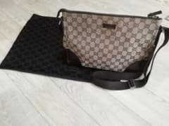 GUCCIショルダーバックのサムネイル