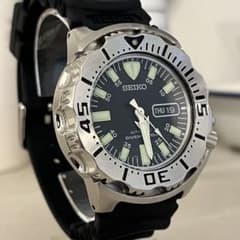 SEIKO ブラックモンスター SKX779 風防交換済み　美品 SEIKO ブラックモンスター SKX779 風防交換済み 美品 - メルカリ