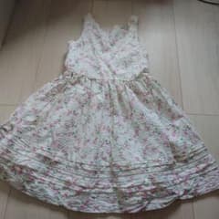 ピンク花柄ノースリーブドレス 120cm~のサムネイル