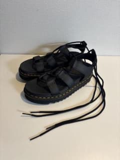 美品　Dr. Martens レースアップ サンダル ブラックのサムネイル