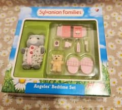 シルバニア エンジェルベッドタイム グレーティアドロップクマの女の子