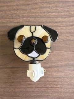 パグ ステンドグラスナイトライトのサムネイル