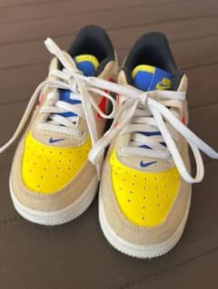 Nike AirForce1 キッズスニーカーのサムネイル