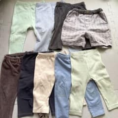 UNIQLO ズボンまとめ売りのサムネイル