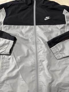 NIKE ナイロンジャケット ブラック×グレー XLのサムネイル