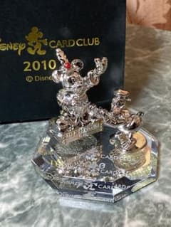 レア【非売品】ディズニー JCB カードクラブ ペーパーウェイト 2010
