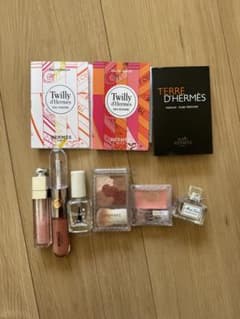 コスメ&香水まとめ売り（HERMÈS香水サンプルセット、kiko 、DIOR等)のサムネイル