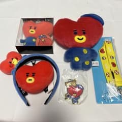 BT21 TATA キーホルダー ぬいぐるみ カチューシャのサムネイル