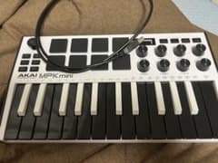 AKAI MPK mini MIDIキーボード　ミント AKAI MPK mini MIDIキーボード ミント様専用 - メルカリ