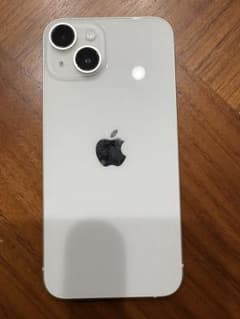 Apple iPhone 14 ホワイト 本体のサムネイル