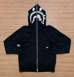 ☆激レア☆ APE DIGITAL シャークパーカー M パーカー kaws - メルカリ