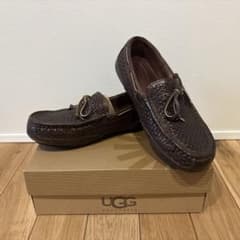 UGG ブラウン モカシン 靴のサムネイル