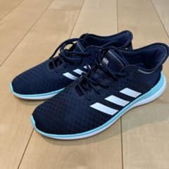 adidas cloudfoam ランニングシュー　25.0cmのサムネイル