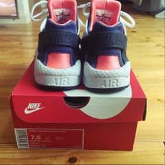 NIKE エア ハラチのサムネイル