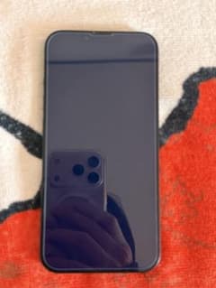 Apple iPhone 13 ブラック 本体のサムネイル