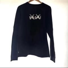 【モンチッチ様専用】sacai × KAWS ロンTのサムネイル