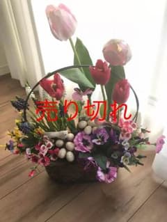 春のフラワーバスケットアレンジのサムネイル