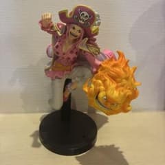 ワンピース シャーロット・リンリン フィギュアのサムネイル