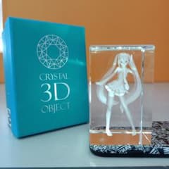 初音ミク クリスタル 3D オブジェ 置物 - メルカリ
