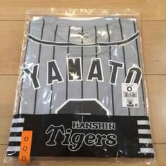 阪神タイガース 大和選手 ユニフォーム Tシャツのサムネイル