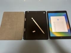 い*ち様 iPad 第9世代　64GB 本体 + Apple Pencil +のサムネイル