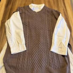 シャツとニットのセットのサムネイル