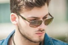 Ray-Ban サングラスのサムネイル