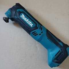 マキタ TM30D 10.8v マルチツール ケース付き makitaのサムネイル