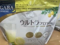 ウルトラプロテイン レモン味 394.2g １袋のサムネイル