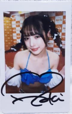 ☆イベント限定品 佐々木さき 直筆サイン入りチェキ② - メルカリ