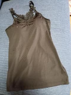 新品　ブラカップ付きキャミのサムネイル