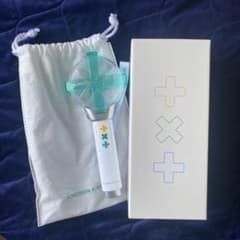 TXT 公式ペンライト トレカのサムネイル