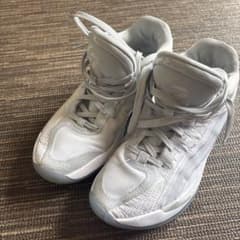 NIKE JORDAN LUKA 4 ホワイトのサムネイル