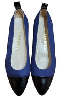 CHANEL ネイビー キャンバス パンプス　35のサムネイル