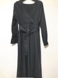 ☆新品☆【ジーユー】長袖ブラックカシュクールワンピースのサムネイル
