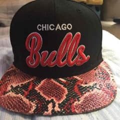bulls cap ストラップバックのサムネイル