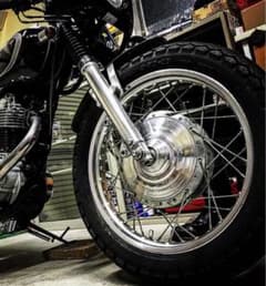 SR400/500 フロントハブ　バフがけ済み SR400/500 フロントハブ バフがけ済み - メルカリ