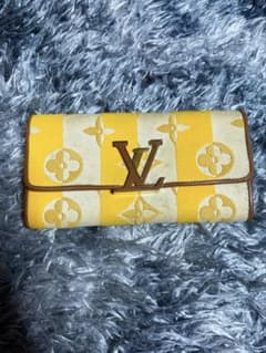 LOUIS VUITTON 長財布 ポルトフォイユ カプシーヌ M80416のサムネイル
