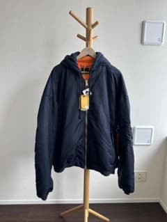 VETMENTS 18AW HOODED BOMBER 新品未使用　MA-1のサムネイル