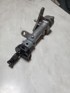 スカイウェイブ250cj41.cj42キーシリンダーのサムネイル