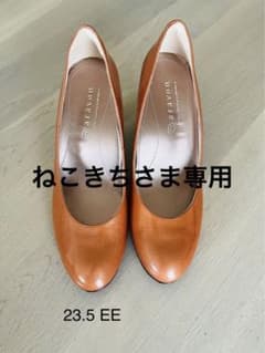 【新品】aravon エナメルパンプスのサムネイル