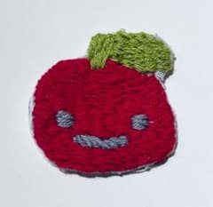 りんご 刺繍ワッペン ハンドメイド素材のサムネイル