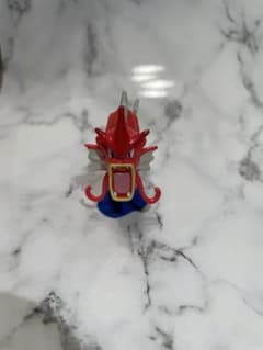 【非売品】ギャラドス 色違い　モンコレ　ポケモンフィギュア　赤　希少のサムネイル
