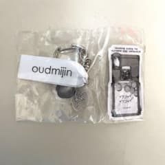 oudmijin ガチャ キーホルダー ステッカーのサムネイル
