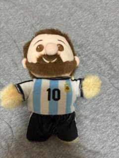 アルゼンチン代表 メッシ 10 番 着せ替えぬいぐるみ AFA 公式グッズ アルゼンチン代表 背番号10 メッシ ぬいぐるみ キーホルダー - メルカリ